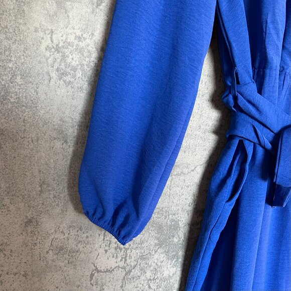 V-Neck Jumpsuit - Picture 2 of 8